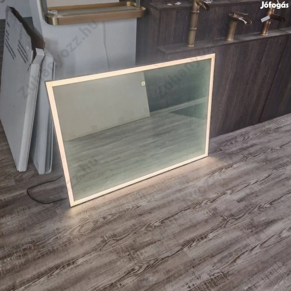 Tükör led világítással 100x70cm